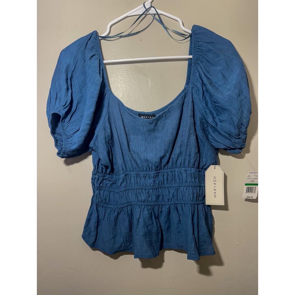 Max + Ash Von Maur Blue Smocked Peplum Top Puff Sleeve Chambray Color NWT Large
